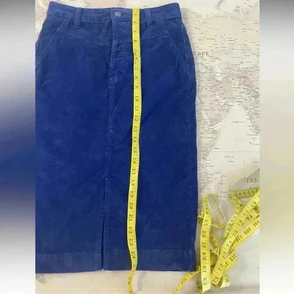 Free People WTF Bright Blue
Corduroy Skirt Size 25 - Picture 8 of 8